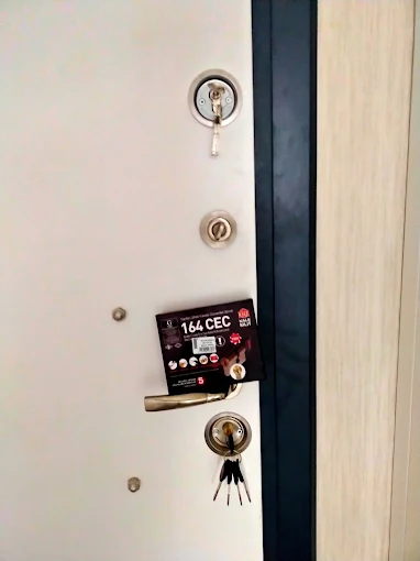 Çelik kapı kilit değişimi örneği